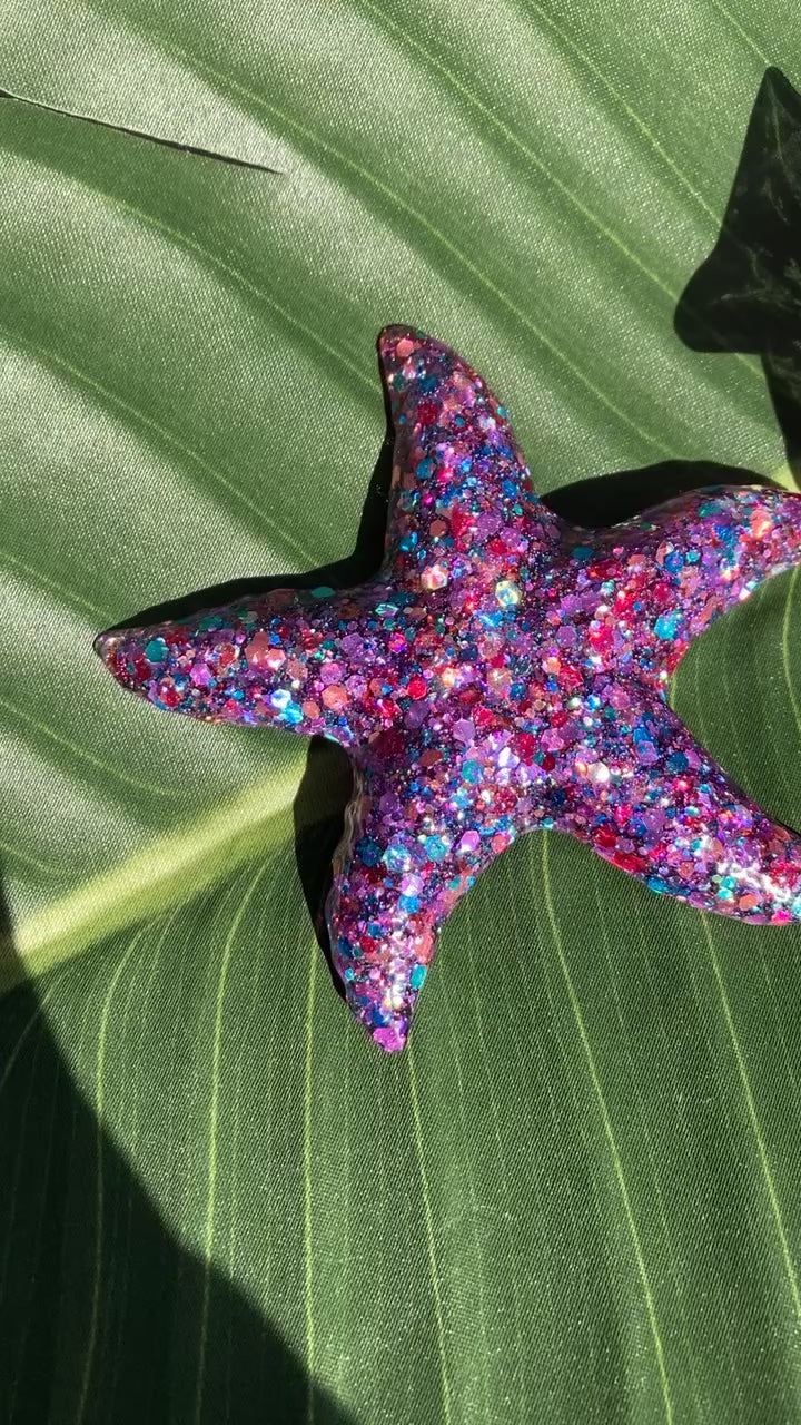 Video shows a starfish and soap dish set